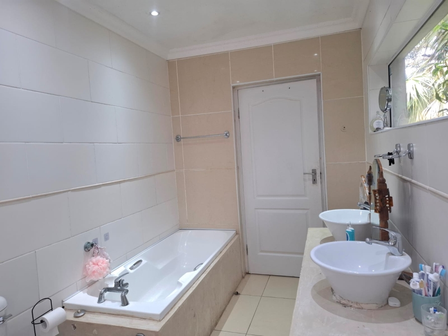 4 Bedroom Property for Sale in Nahoon Eastern Cape